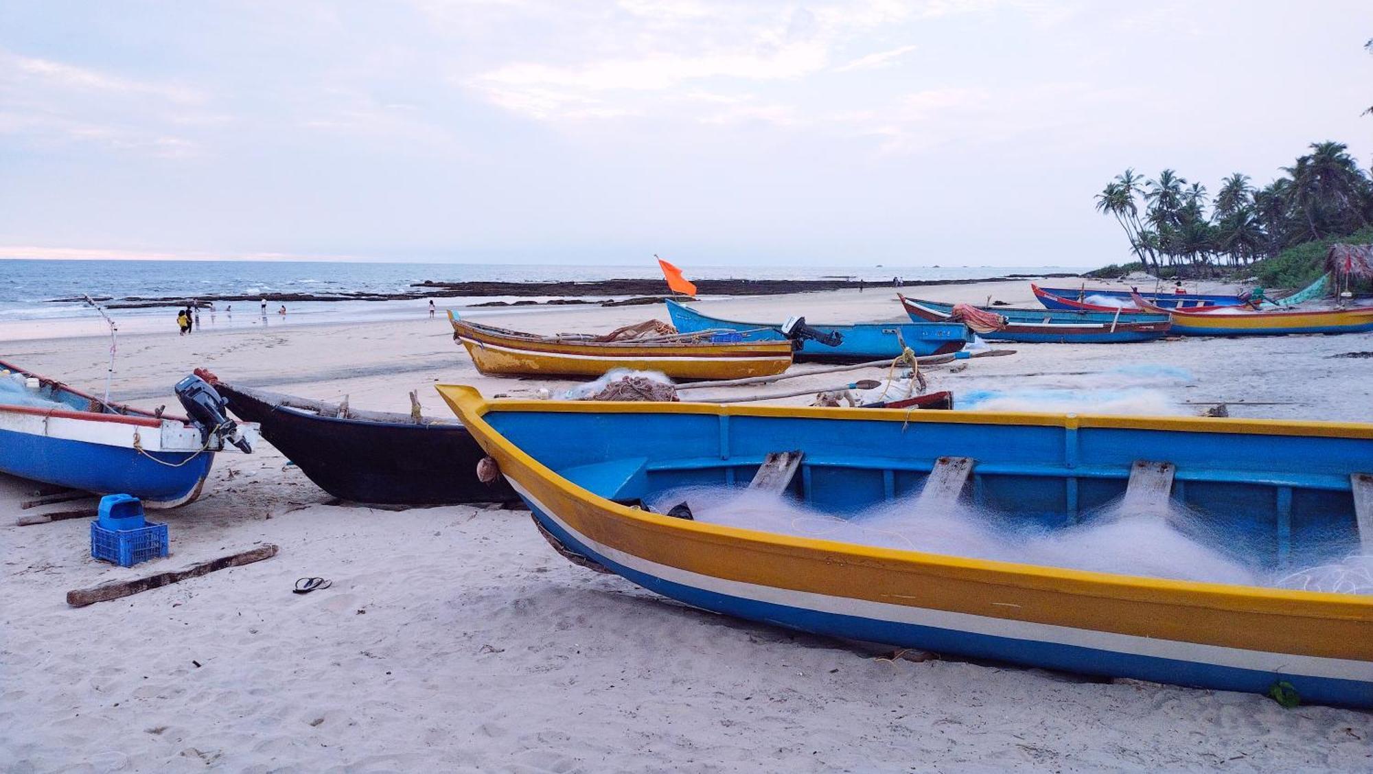 Samant Beach Resort Малван Экстерьер фото